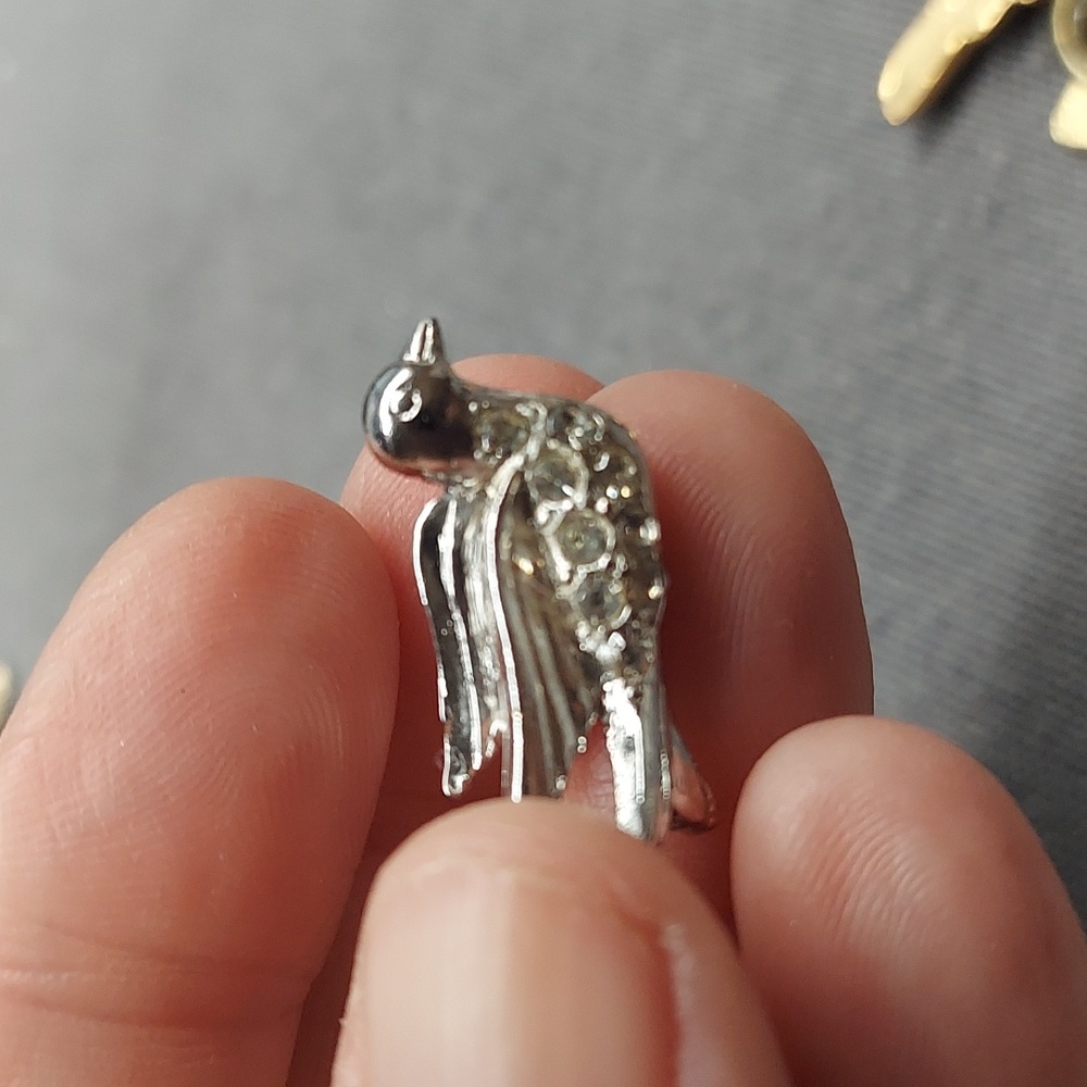Lapel Hat pin  Bird / Dove Silver Tone  Pin Back  Clear Stones - Picture 3 of 4
